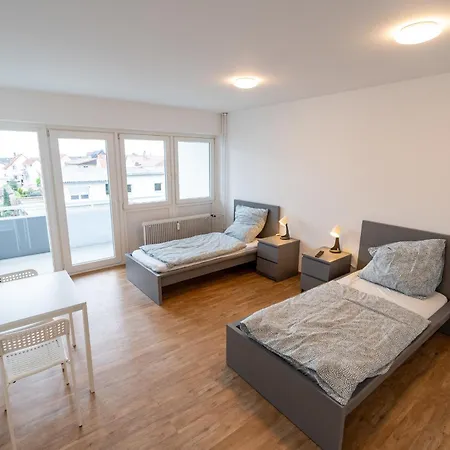 Atrium - Schickes Muehlberg Apartmán